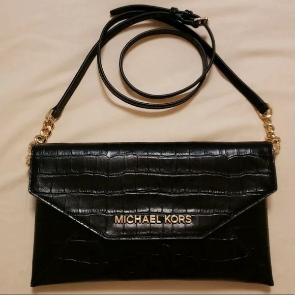 mk envelope clutch